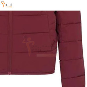 Venta al por mayor de chaquetas acolchadas con logotipo personalizado impreso para los hombres de calidad superior chaqueta acolchada hecha en Pakistán - Product Image 6