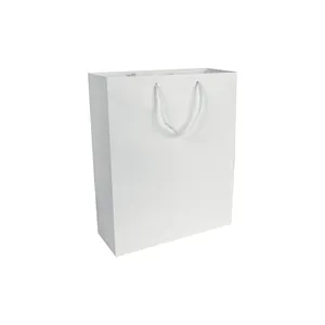 Sacchetti di Carta Promozionali Personalizzati con Laminazione Opaca per Negozi e Merchandising - Product Image 2