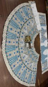 Les paillettes de vêtements brodés en fausse georgette populaires pour femmes fonctionnent avec Cancan & Canvas Patta Lace en vente! - Product Image 2