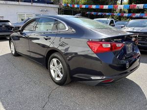 UN BUEN COCHE USADO MALIBU LS FWD SEDÁN 2022 DE 160 HP 1.5L 14 AUTOMÁTICO - Product Image 5