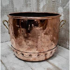 Antique Finished Copper <b>Coal</b> Bucket with a Classic & Sturdy Design & Ideal for Adding Rustic Charm to a Fireplace - Product Image 4