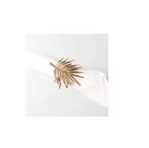 Rond de serviette en laiton de haute qualité fait à la main forme carrée Restaurant décoration de table de luxe et accessoires disponibles à la vente - Product Image 6