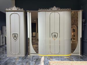 Juego de dormitorio contemporáneo de lujo con cama Murphy reclinable y tocador antiguo almacenamiento de madera tradicional para la vida en casa - Product Image 5