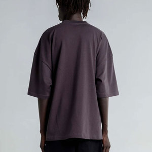 เสื้อยืดโอเวอร์ไซส์ทรงหลวมย้อมสีสไตล์สตรีทแวร์ น้ำหนัก 9.0 ออนซ์ รุ่นดรอปโชว์เดอร์ ยี่ห้อ Shaka Wear ขายดีประจำปี 2026 - Product Image 4