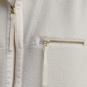 Chaqueta Sherpa Egret de gran tamaño para mujer con bolsillos con cremallera Ropa de abrigo de invierno acogedora y elegante - Product Image 4