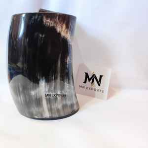 Taza de cuerno pulido con asa Tankard de cuerno para Ale & Mead Tribal Taza de cuerno tallado - Product Image 1