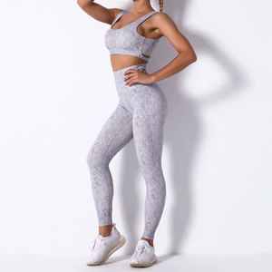 Best Quality Premium <b>Women</b> Sleeveless Yoga Sets Hot Selling Spandex Polyester Breathable and Loose Fitted with Solid <b>Pattern</b> - Product Image 3