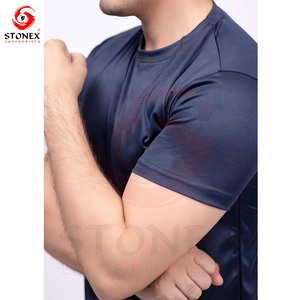 กางเกงขาสั้นสำหรับผู้ชายชุดเสื้อยืดแขนสั้นผ้าคอตตอนโพลีเอสเตอร์สีพื้นชุดวอร์มคอกลมพร้อมกางเกงขาสั้นสำหรับผู้ชายตามสั่ง - Product Image 4