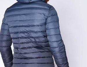 Doudoune Homme Personnalisée 2025 – Nouvelle Collection, Longueur Standard, Imperméable, Brillante, avec Capuche Zippée et Rembourrage Épais en Toile – Vente en Gros - Product Image 5