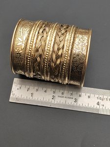 กำไลข้อมือดีไซน์ทำด้วยมือของขวัญสำหรับเพื่อนเจ้าสาวสร้อยข้อมือเรซินสีน้ำเงินและสีแดงทำด้วยมือที่ไม่เหมือนใครไอเดียของขวัญ - Product Image 6