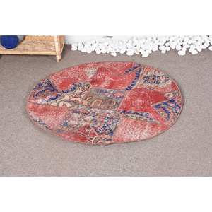 Alfombra Kilim de lana roja Vintage hecha a mano, área rectangular grande de 9x12 para entrada, pasillo de coche, patrón abstracto de retazos con respaldo de látex - Product Image 1