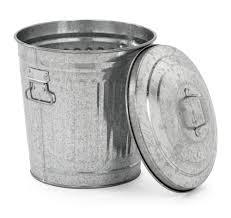 Cubo de basura galvanizado para exteriores de alta resistencia con aspecto rústico vintage y tapa fuerte para uso industrial y de granja - Product Image 6