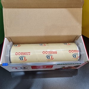 Película de plástico para alimentos de PVC de alta calidad a bajo precio, lista para enviar, película de embalaje adhesiva, fabricante de 11 años - Product Image 3