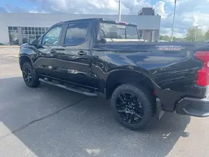 Chevrolet Silverado 2024 LT 1500 d'occasion - Product Image 2