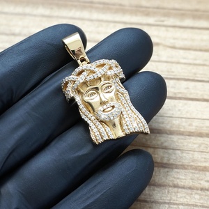 Personnalisable Argent 925 Plaqué Or Style Hip Hop Glacé Religieux Christian Bling Pendentif avec Visage de Jésus Moissanite Diamant - Product Image 3