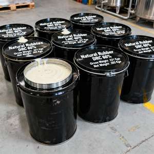 Latex Baiyue HA (60% DRC) : Caoutchouc naturel de qualité supérieure au meilleur prix, idéal pour les chaussures, les gants et les adhésifs. - Product Image 3