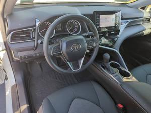 Usado cuidadosamente 2022 Toyota Camry LE 4dr Sedan - Product Image 2