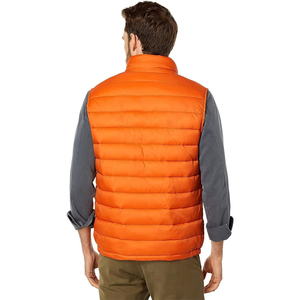 Dernière collection en gros de gilets matelassés légers à col à capuche et fermeture éclair, veste sans manches décontractée en polyester pour homme, service OEM - Product Image 5