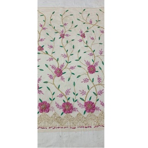 Gran oferta de tela con cuentas bordadas de algodón suave con acentos brillantes para vestidos de noche Kaftans y vestidos disponibles para la venta - Product Image 2