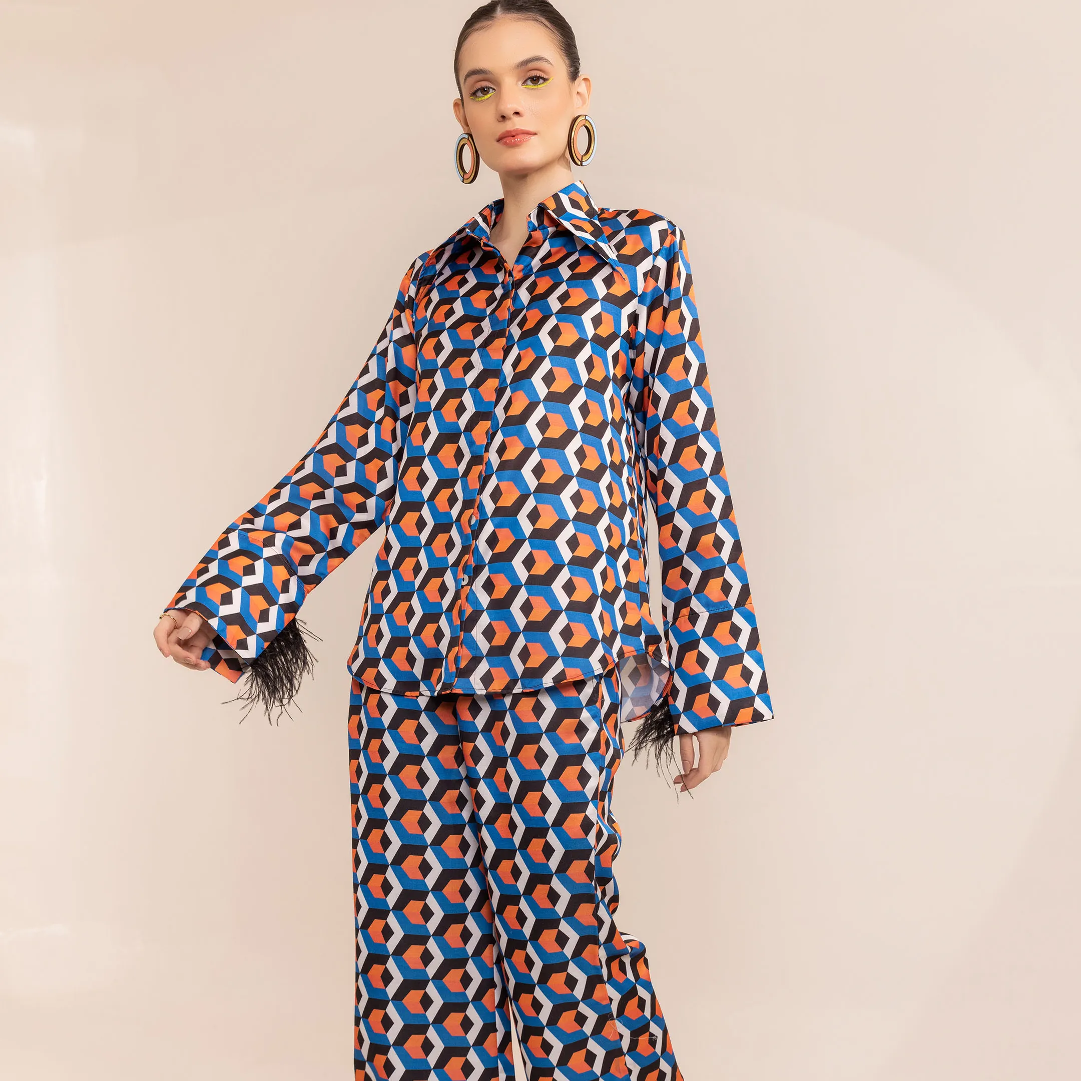 Camisa estampada azul francés con dobladillo de plumas pantalón co-Ord set 2024 nueva colección Dress co ord dress para mujer al precio más bajo