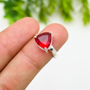Bagues pendantes fines en argent avec pierre de méné rouge avec grenat Mix Cut Gemstone pour fiançailles ou cadeaux d'anniversaire - Product Image 3