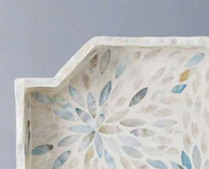 PLATEAU DE FORME UNIQUE EN PERLE AVEC POIGNÉE EN GROS - Product Image 5