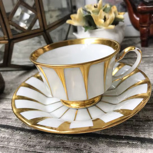 Ensemble de tasses à café rondes décoratives en laiton personnalisées, style Art déco industriel, pour mariage, HF Industries - Product Image 1