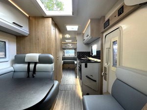 Clean Usado 2020 4 literas Clase A Rollerteam Pegaso 745 Autocaravana - Product Image 3