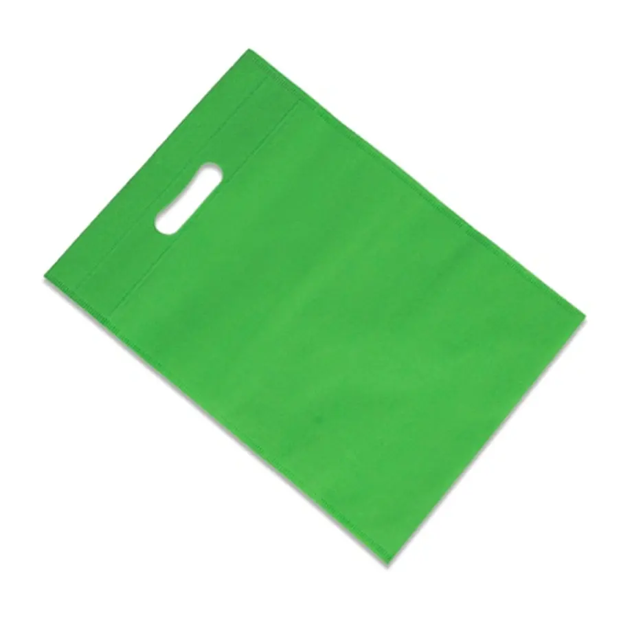 उचित मूल्य गैर-बुना कपड़ा प्रोमोशनल डी कट सॉलिड हरा रंग डिस्पोजेबल कैरी बैग शॉपिंग उपयोग बैग के लिए