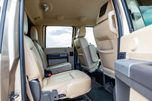 2012 F O R D F-550 S 4x4 EarthRoamer XV-LTS, véhicule à faible kilométrage, boîte de vitesses automatique, direction souple, essence/électrique, état neuf - Product Image 6