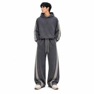 Ensemble de survêtements rayés pour hommes, pantalon large et sweat à capuche oversize, streetwear personnalisé, vente en gros OEM/ODM, mode urbaine décontractée USA - Product Image 1