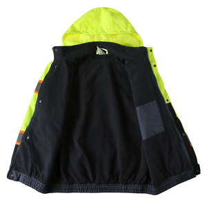 Chaqueta Reflectante Impermeable de Alta Visibilidad OEM al por Mayor con Logotipo Personalizado, Durabilidad de Larga Duración, Hecha en Pakistán. - Product Image 3