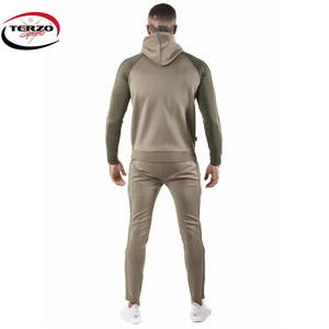 Vente en gros de survêtements personnalisés de haute qualité pour hommes pull-over grande taille vêtements de sport à capuche pour les sports d'hiver pull-over à capuche grande taille - Product Image 3