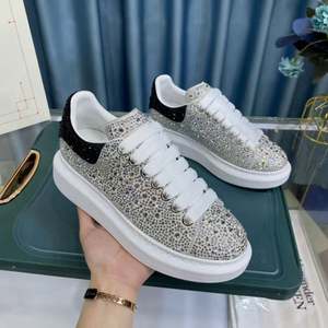 Zapatillas MoQueen Blancas de Verano para Mujer con Plataforma, Auténticas, con Suela Gruesa Plateada, Parte Superior de Piel de Vacuno y Piel de Oveja, Disponibles en Stock - Product Image 2