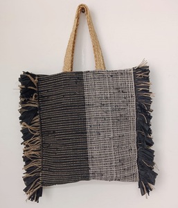 2025 Boho Vintage yute bolso de mano para mujer respetuoso con el medio ambiente estilo abierto hermosas borlas indias tendencia bolsos de mensajero de moda - Product Image 2