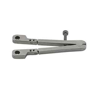 ชุดเครื่องมือถ่างกล้ามเนื้อคอแบบใช้มือ คลาวอร์ด เรทรัคเตอร์ ทำจากสแตนเลส ใบมีดปลายทู่แบบยึดติดเอง แคสเปอร์ เรทรัคเตอร์ คอ ชุดอุปกรณ์คลาส II - Product Image 5