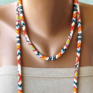 สร้อยคอลูกปัดสำหรับงานปาร์ตี้ ผู้หญิง สไตล์ลำลองและงานปาร์ตี้ เหมาะสำหรับคริสต์มาส งานปาร์ตี้ งานแต่งงาน - Product Image 1