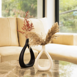 Vase en céramique creux moderne pour décoration intérieure Vase abstrait en boucle de style nordique pour décoration de salon - Product Image 1