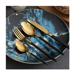 Juego de cubiertos de metal de aspecto moderno para uso doméstico en la cocina Juego de cubiertos con mango de diseño para centro de mesa - Product Image 5