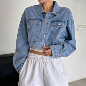 Chaqueta vaquera recortada personalizada para mujer, diseño informal con botones azules, ropa de abrigo femenina a la moda, ropa de mujer OEM - Product Image 2