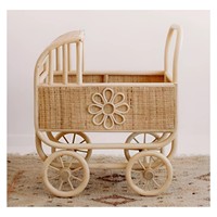 Beau landau de poupées en rotin en osier fait à la main avec matelas parfait landau de poupées pour votre enfant, cadeau et souvenir jouets pour enfants