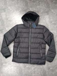 Fabricant de haute qualité court imperméable grande taille écologique coupe-vent à capuche réversible bouffant rempli veste d'hiver pour hommes - Product Image 4