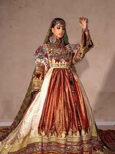 Vestido Casual Vintage de Satén para Mujer Afgana, Hecho a Mano con Lentejuelas, Estampado Animal, Detalle de Botones, Ajuste Natural y Cómodo para Uso Diario - Product Image 3