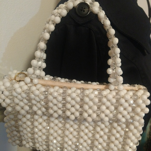 กระเป๋าคลัทช์สะพายไหล่สไตล์วินเทจสำหรับสุภาพสตรีสีเงินปักเมล็ดลูกปัดสายสลิงกระเป๋าถือไข่มุกสำหรับฤดูร้อน - Product Image 4