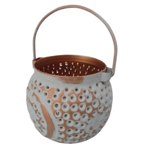 Or votif suspendu en métal personnalisé avec pot de bougie antique vert pour la décoration d'hôtel faite à la main en vrac - Product Image 2