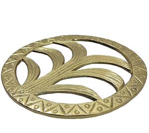 Salvamanteles de Metal de latón de aluminio y alta calidad de lujo, almohadilla de mesa con patrón cuadrado ligero, ollas calientes decorativas, sartenes, platos, alfombrillas - Product Image 1