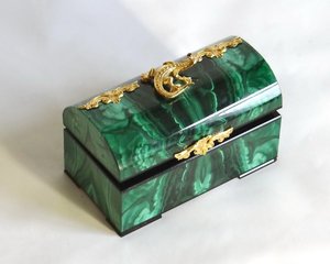 Malachite Semi-Precious Gemstone Box Stockage élégant avec beauté naturelle - Product Image 4