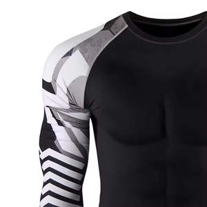 Meilleures ventes Rash Guard MMA unisexe Logo personnalisé Écologique Séchage rapide Respirant pour la remise en forme Matériel de haute qualité Prix bas - Product Image 5