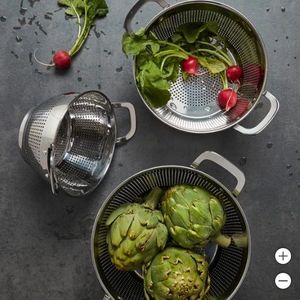 Passoire en acier inoxydable avec un matériau de qualité alimentaire durable, conception à mailles fines pour un lavage facile des fruits, légumes, pâtes au quotidien - Product Image 3