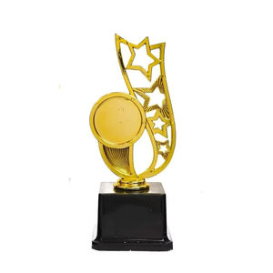 Trofeo de Campeonato de Metal con Acabado Dorado para Ganadores Deportivos - Product Image 1